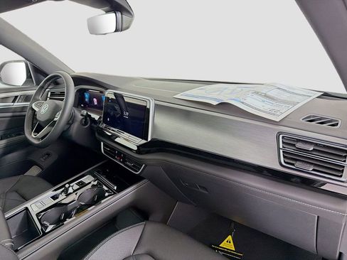 New 2026 Volkswagen Atlas Cross Sport SE AWD/4WD image 30