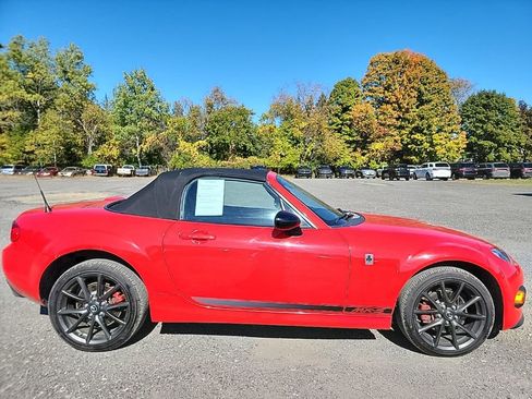 Used 2013 MAZDA MX-5 Miata Club image 4