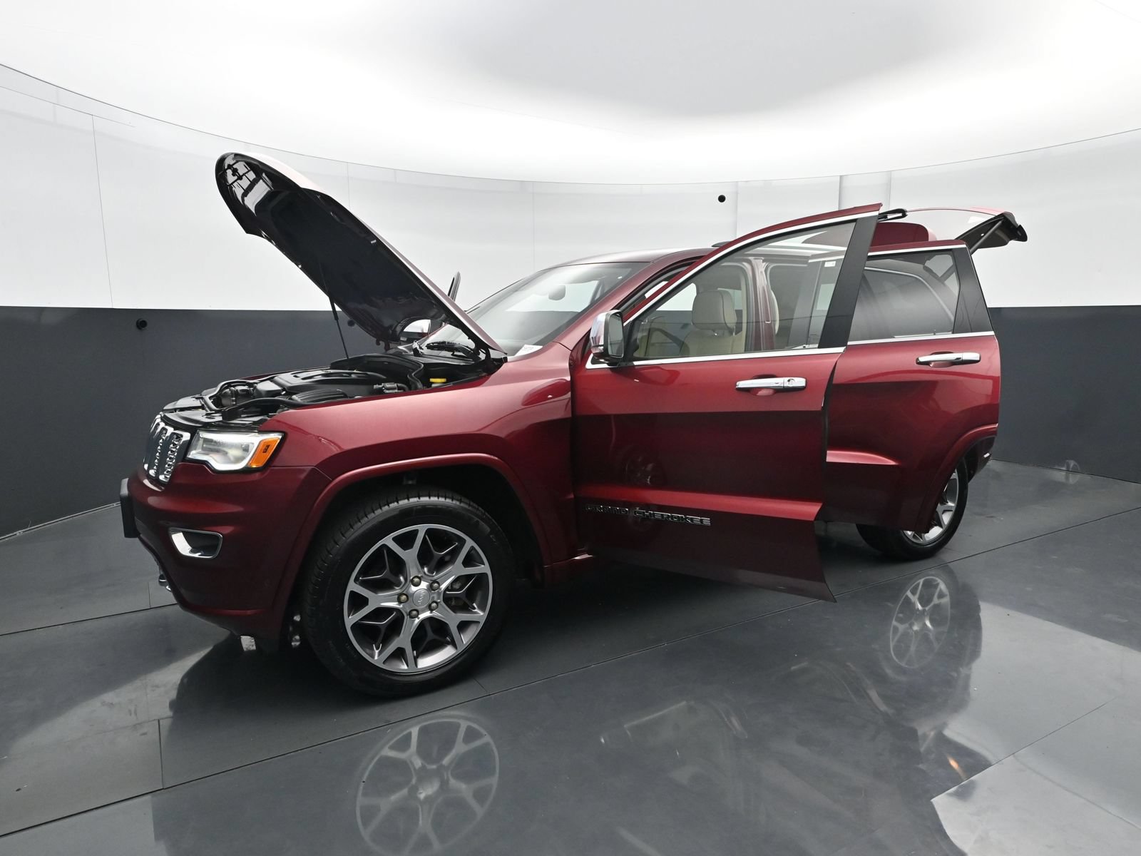 Used 2021 Jeep Grand Cherokee Overland w/ Protech Group AWD/4WD image 29