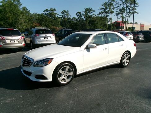 Used 2014 Mercedes-Benz E 350 Sedan image 7