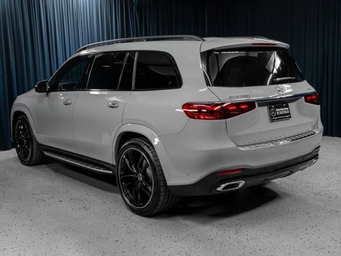 New 2026 Mercedes-Benz GLS 580 4MATIC image 10