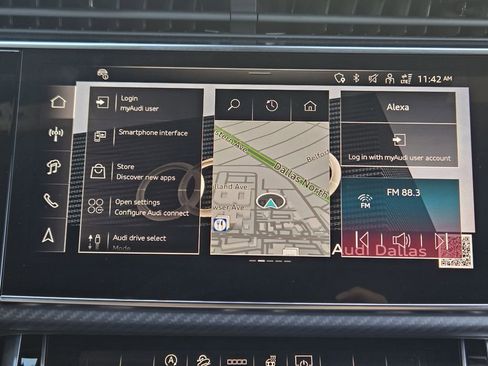 New 2026 Audi RS Q8 performance image 18