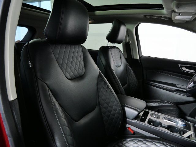 Certified 2023 Ford Edge Titanium w/ Equipment Group 301A AWD/4WD image 11