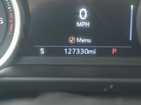 Used 2021 Chevrolet Tahoe Premier w/ Premium Package image 23