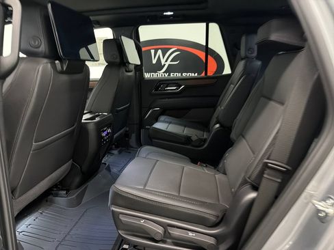 New 2026 GMC Yukon Denali w/ Denali Reserve Package RWD image 12