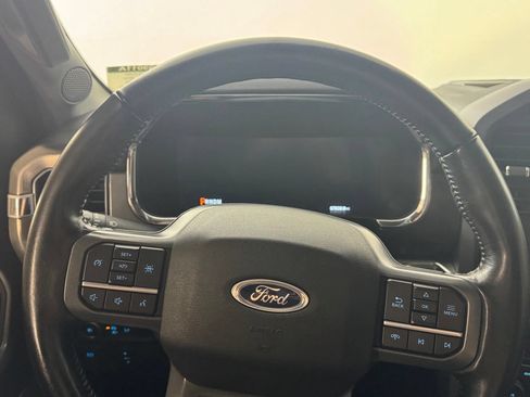 Used 2023 Ford F150 Lariat AWD/4WD image 12