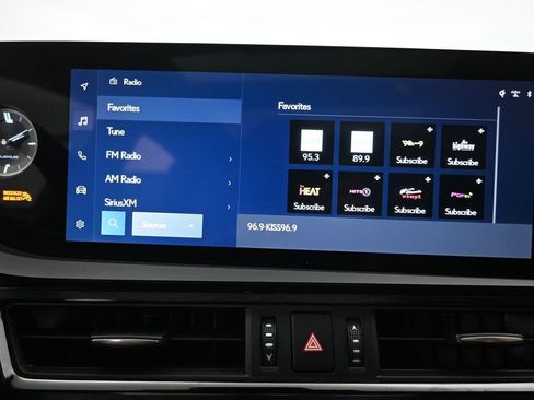 Used 2023 Lexus ES 350 w/ Premium Package image 14