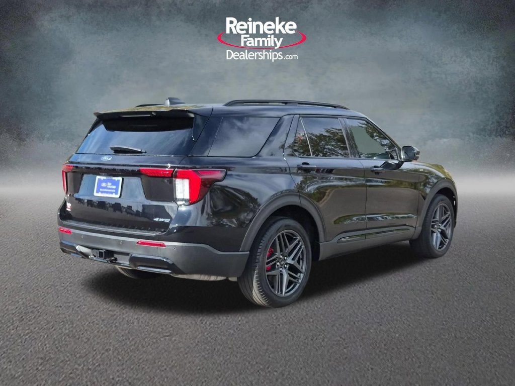 Used 2025 Ford Explorer ST-Line w/ Premium Package AWD/4WD image 6