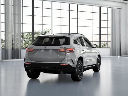 New 2026 Mercedes-Benz GLA 35 AMG 4MATIC image 22