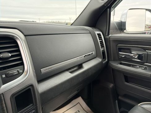 Used 2017 RAM 1500 Limited image 25