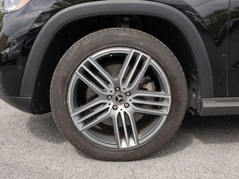 Certified 2025 Mercedes-Benz GLS 450 4MATIC image 5