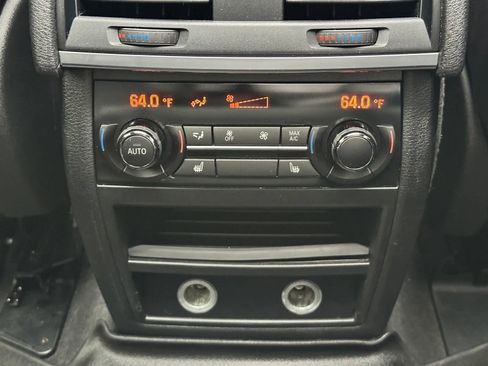 Used 2015 BMW X5 xDrive50i AWD/4WD image 24
