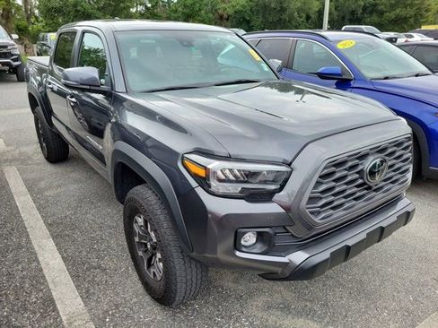 Used 2023 Toyota Tacoma TRD Off-Road w/ TRD Premium Off Road Package AWD/4WD image 2