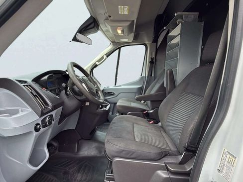 Used 2019 Ford Transit 250 148 Medium Roof w/ Interior Upgrade Package RWD image 15