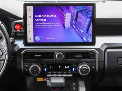 Used 2025 Toyota 4Runner TRD Off-Road Premium w/ Tow Technology Package image 17