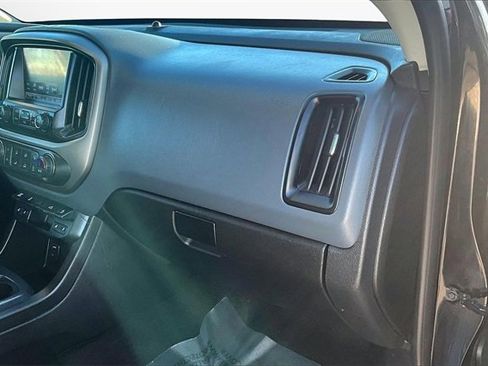 Used 2018 Chevrolet Colorado Z71 image 15