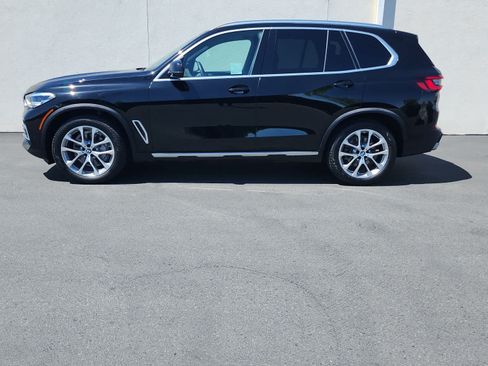 Used 2023 BMW X5 xDrive40i w/ Climate Comfort Package AWD/4WD image 4