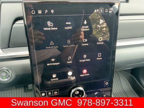 New 2027 GMC Terrain Elevation w/ LPO, Floor Liner Package AWD/4WD image 13