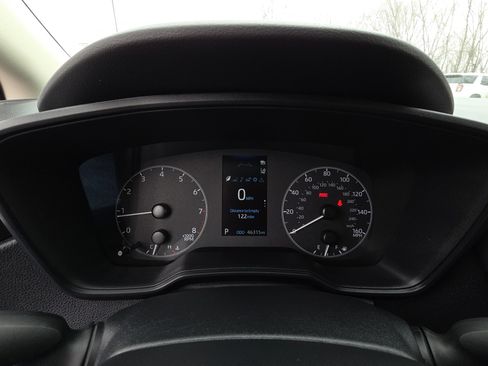 Used 2024 Toyota Corolla LE image 16