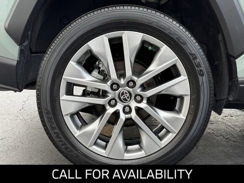 Used 2022 Toyota RAV4 XLE Premium FWD image 46