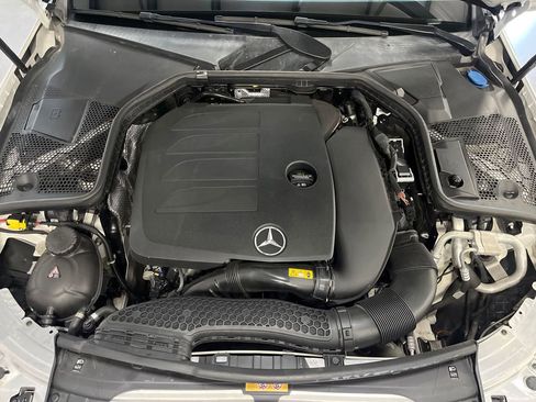 Used 2019 Mercedes-Benz C 300 4MATIC Sedan image 16