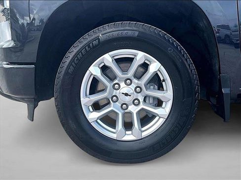 Used 2023 Chevrolet Silverado 1500 RST RWD image 10