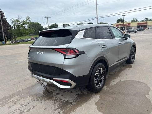 Used 2023 Kia Sportage LX FWD image 9