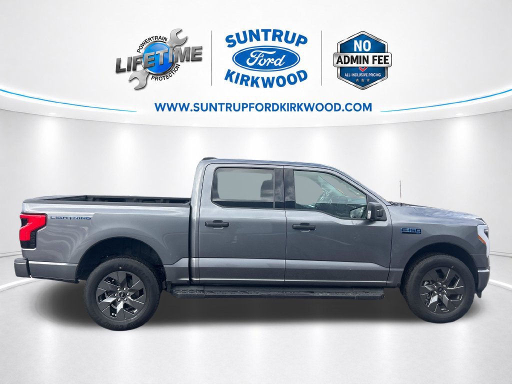Used 2024 Ford F150 Lightning XLT AWD/4WD image 8