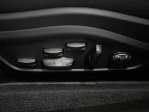 Certified 2023 Porsche Panamera RWD image 18