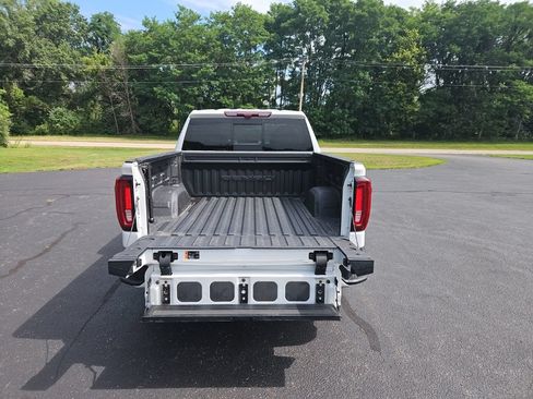 Certified 2022 GMC Sierra 1500 Denali w/ Denali Reserve Package AWD/4WD image 7