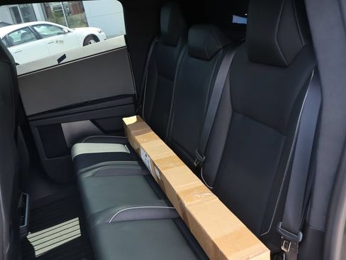 Used 2024 Tesla Cybertruck Cyberbeast AWD/4WD image 14