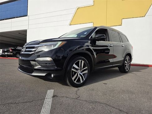 Used 2016 Honda Pilot Touring image 2