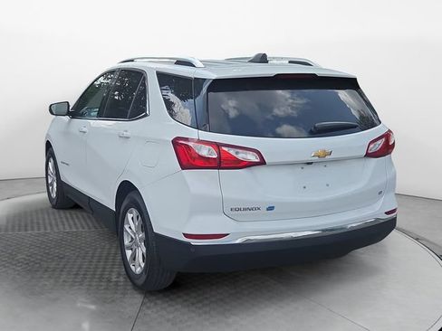 Used 2019 Chevrolet Equinox LT FWD image 3