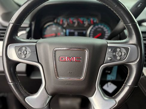 Used 2020 GMC Yukon SLE w/ SLE Value Package RWD image 10
