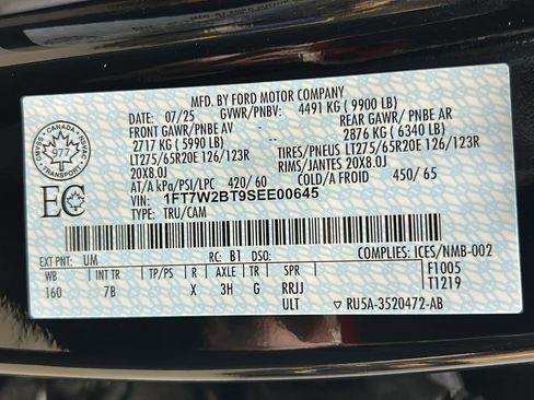 Used 2025 Ford F250 Platinum w/ FX4 Off-Road Package image 45