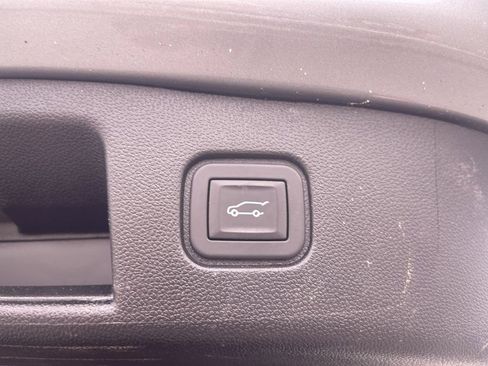 Used 2025 Chevrolet Blazer EV RS image 4