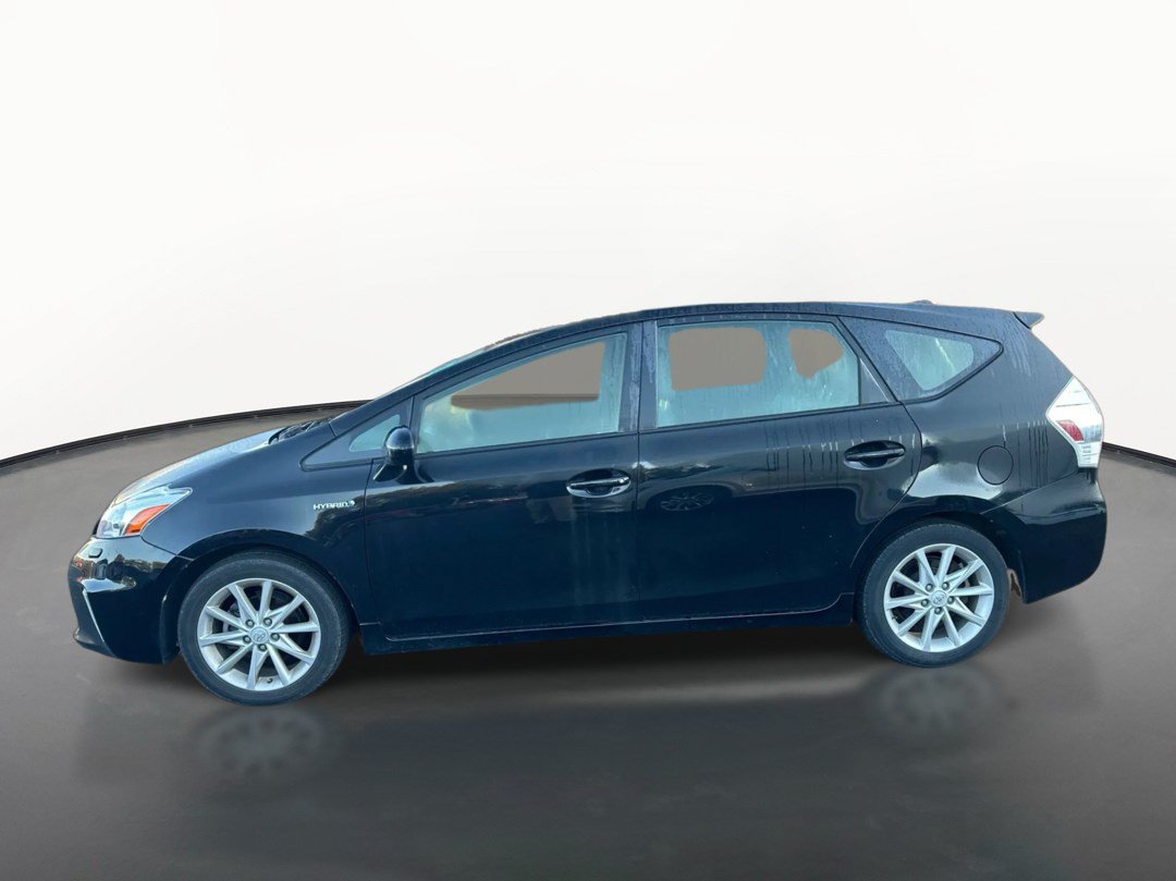Used 2014 Toyota Prius V Five FWD image 6