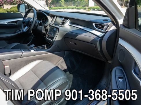 Used 2020 INFINITI QX50 Luxe w/ Navigation Package AWD/4WD image 17