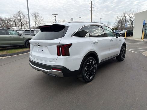 New 2026 Kia Sorento EX AWD/4WD image 6