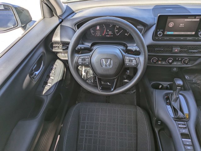 Used 2025 Honda HR-V LX image 16