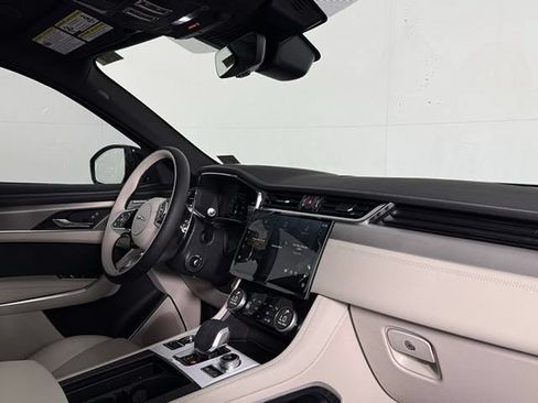 New 2026 Jaguar F-PACE R-Dynamic S AWD/4WD image 17