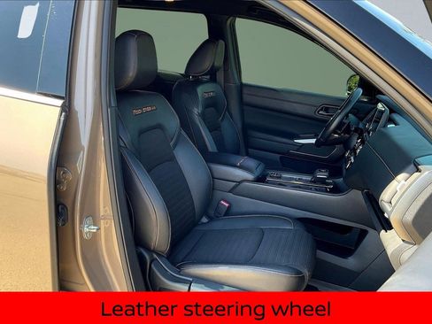 Certified 2023 Nissan Pathfinder Rock Creek image 9