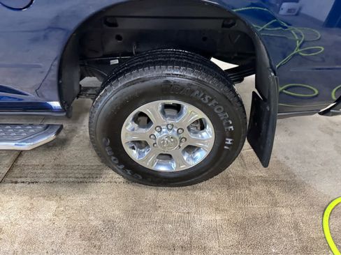 Used 2024 RAM 3500 Big Horn w/ Level 2 Equipment Group image 9