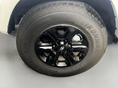 Used 2024 Toyota 4Runner SR5 Premium AWD/4WD image 14