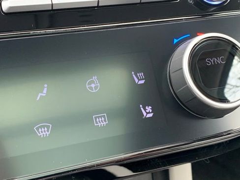 New 2026 Hyundai Tucson Limited image 24