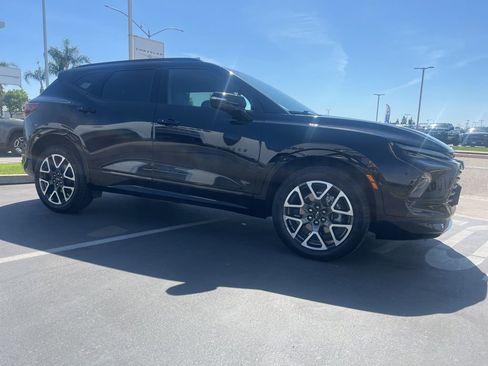 Used 2025 Chevrolet Blazer RS image 9