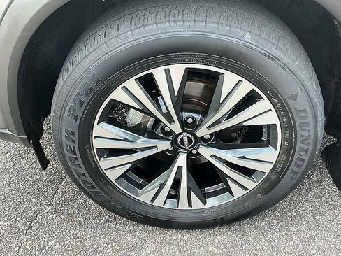 Certified 2023 Nissan Rogue SV AWD/4WD image 9