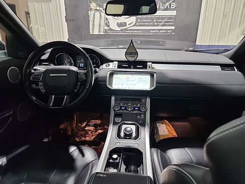 Used 2017 Land Rover Range Rover Evoque HSE image 7