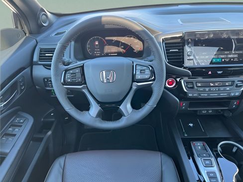 New 2026 Honda Ridgeline Black Edition image 15