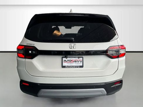 Used 2023 Honda Pilot EX-L image 6